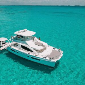 #35 CATAMARAN LEOPARD 51 FT